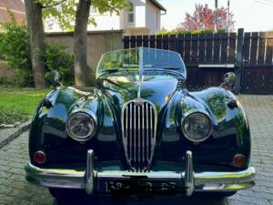 Imagen 3/8 de Jaguar XK 140 OTS (1956)