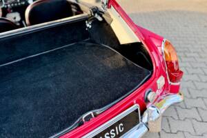 Bild 15/21 von MG MGC GT (1968)
