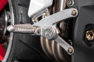 Image 23/23 of MV Agusta DUMMY (2000)