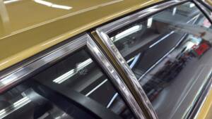Bild 137/169 von Lamborghini Espada 400 GT (1972)