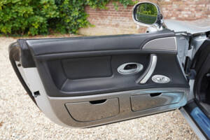 Image 21/50 of BMW Z8 (2000)