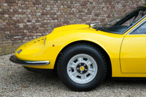 Image 30/50 of Ferrari Dino 246 GTS (1973)
