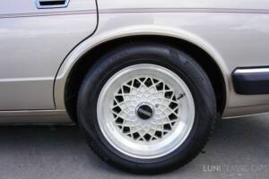 Image 22/61 de Jaguar Sovereign 3.6 (1987)