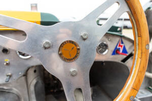 Image 13/80 of Lister Knobbly (1956)
