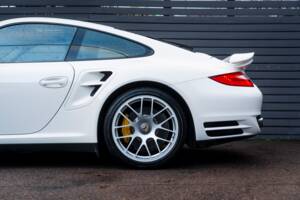 Bild 6/52 von Porsche 911 Turbo (2010)