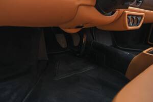 Image 40/46 of Ferrari 512 TR (1994)