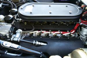 Image 31/50 of Ferrari 365 GTB/4 Daytona (1973)