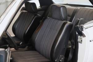 Image 15/36 of Mercedes-Benz 280 CE (1979)