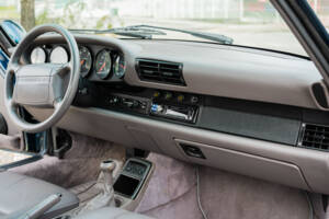 Immagine 57/87 di Porsche 911 Turbo 3.3 (1991)