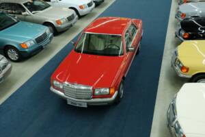 Bild 4/50 von Mercedes-Benz 260 SE (1986)