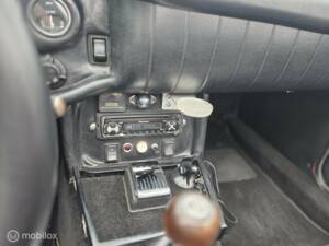 Image 22/44 of MG MGC (1969)