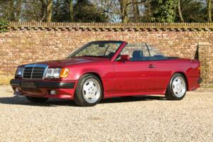 Bild 34/50 von Mercedes-Benz 300 CE-24 3.4 AMG (1993)
