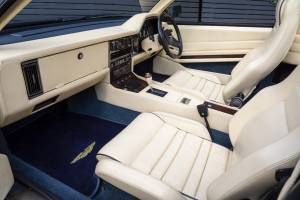 Image 18/25 of Aston Martin V8 Zagato Volante (1989)