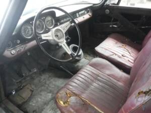 Image 5/26 of Alfa Romeo 2600 Sprint (1962)