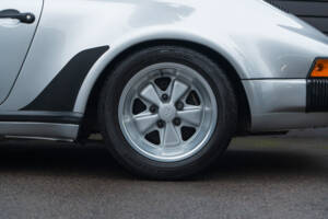 Bild 4/53 von Porsche 911 Speedster 3.2 (1989)