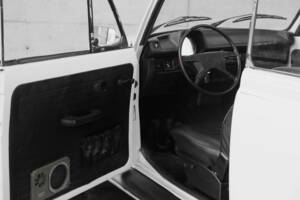 Bild 20/32 von Volkswagen Käfer 1303 (1975)