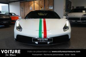 Image 8/50 of Ferrari 488 GTB (2015)