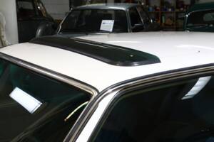 Image 9/25 of Mercedes-Benz 280 CE (1977)