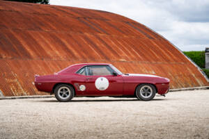 Image 3/37 of Chevrolet Camaro (1969)