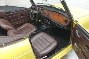 Image 7/19 of Triumph TR 6 (1974)