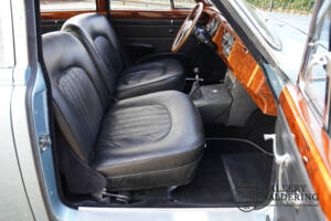 Imagen 3/50 de Jaguar Mk II 3.4 (1962)