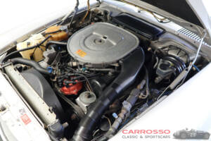 Immagine 8/50 di Mercedes-Benz 560 SL (1988)