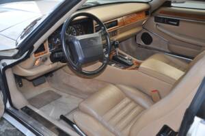 Image 2/7 of Jaguar XJS 4.0 (1994)