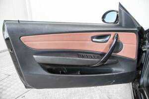 Image 35/50 de BMW 120i (2008)