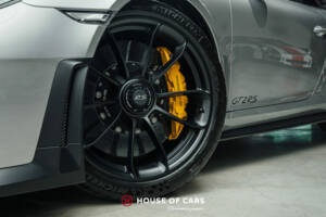 Imagen 13/25 de Porsche 911 GT2 RS (2018)