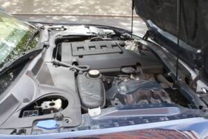 Image 8/23 of Jaguar XK 4.2 (2006)