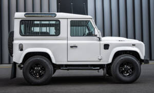 Image 4/66 de Land Rover Defender 90 TD4 (2007)