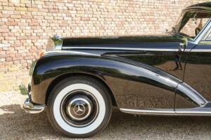 Image 12/50 of Mercedes-Benz 300 S (1953)