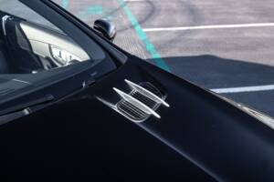 Image 15/33 de Mercedes-Benz SL 63 AMG (2012)