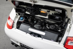Image 31/38 of Porsche 911 Carrera GTS (2011)