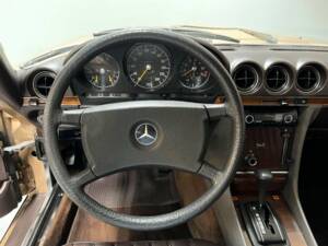 Afbeelding 10/15 van Mercedes-Benz 280 SL (1980)