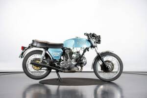 Image 5/50 of Ducati 750 GT (1972)