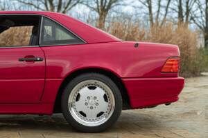 Image 20/50 of Mercedes-Benz SL 600 (1994)