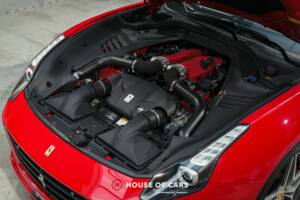 Bild 12/25 von Ferrari California T (2014)