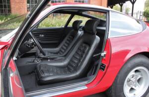 Image 8/22 of Ferrari 365 GTB&#x2F;4 Daytona (1971)