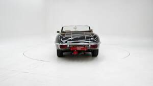 Image 6/15 of Jaguar E-Type (1969)