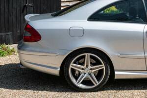Afbeelding 33/34 van Mercedes-Benz CLK 63 AMG (2007)