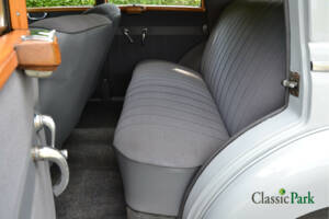 Image 10/50 of Mercedes-Benz 220 (1952)