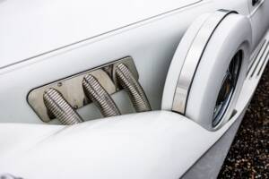 Image 19/50 of CMC Tiffany (1988)