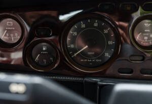 Image 19/32 of Aston Martin V8 Vantage X-Pack (1987)
