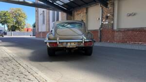 Image 9/81 de Jaguar Type E (2+2) (1969)