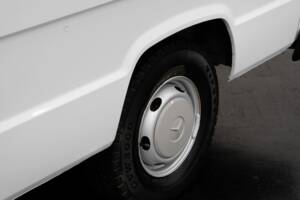 Immagine 38/43 di Mercedes-Benz MB 100 D lang (1993)