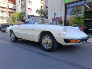 Image 9/50 de Alfa Romeo Spider 1600 Junior (1975)