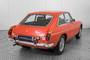 Bild 29/50 von MG MGB GT (1975)
