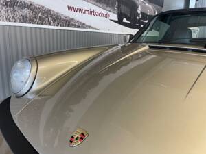 Bild 19/20 von Porsche 911 Carrera 3.2 (1987)