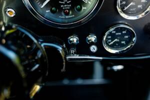 Bild 38/43 von Aston Martin DB 6 Vantage (1967)